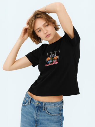 Women's Black Cropped Cotton T-Shirt – “BLOSSOMING” Floral Graphic Print
