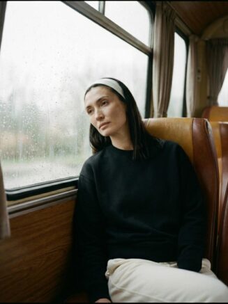 Classic Black Premium Sweatshirt